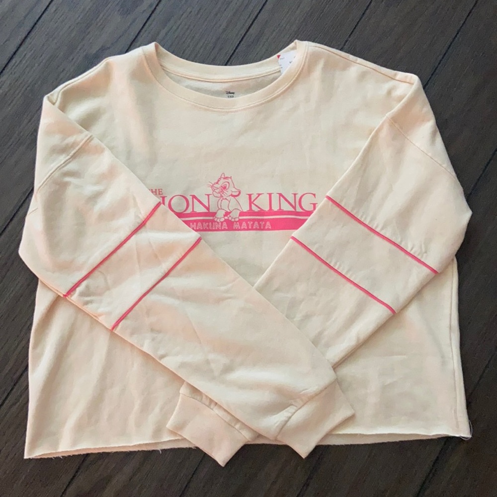 NWT Cropped Lion King Crewneck Tee Size XL